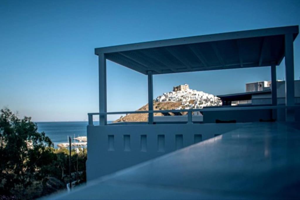 Aurora Apartment Pera Gyalos Luaran gambar