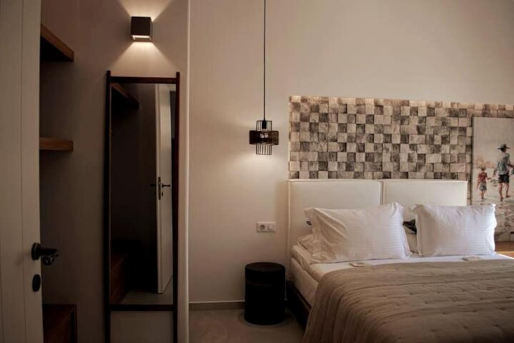 Aurora Apartment Pera Gyalos Luaran gambar
